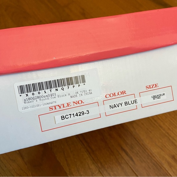 SOLD Blue Suede Booties Size 9 - Picture 8 of 8